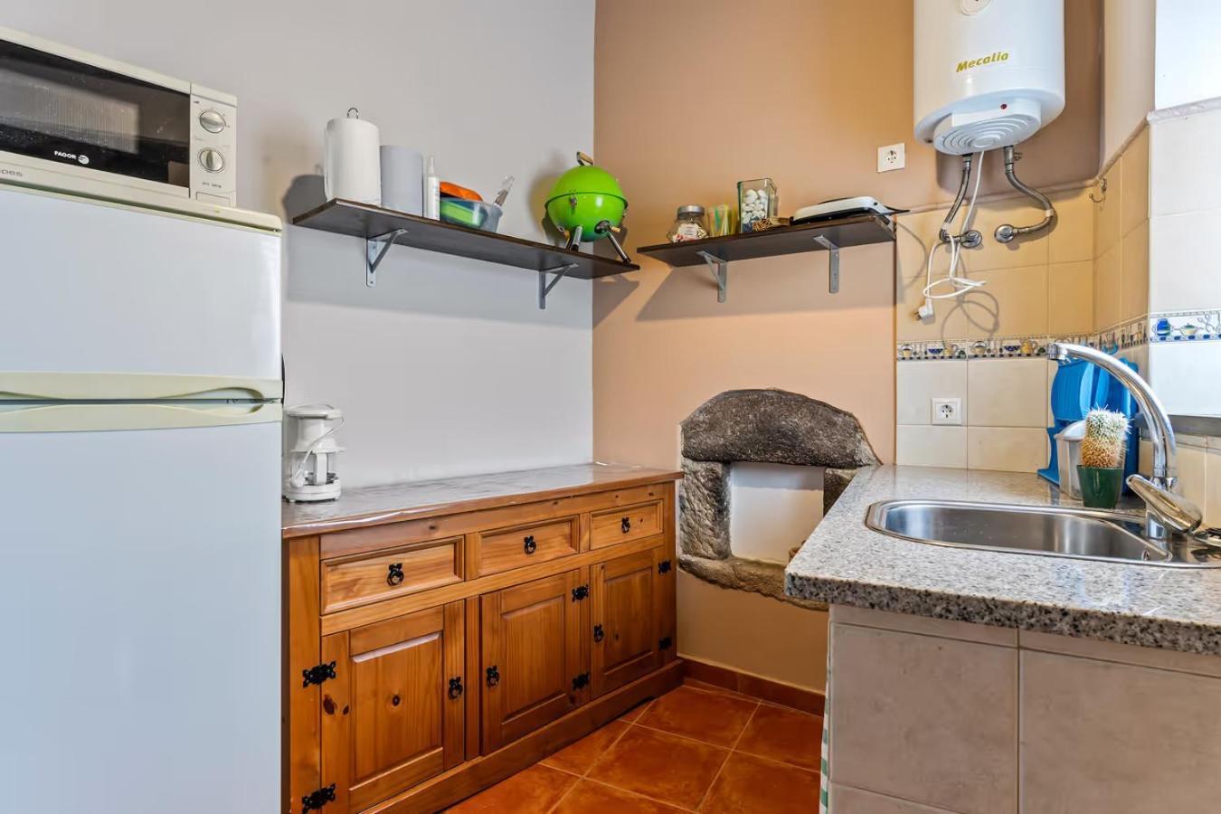 Apartamentos Turisticos As Cetareas รินโล ภายนอก รูปภาพ